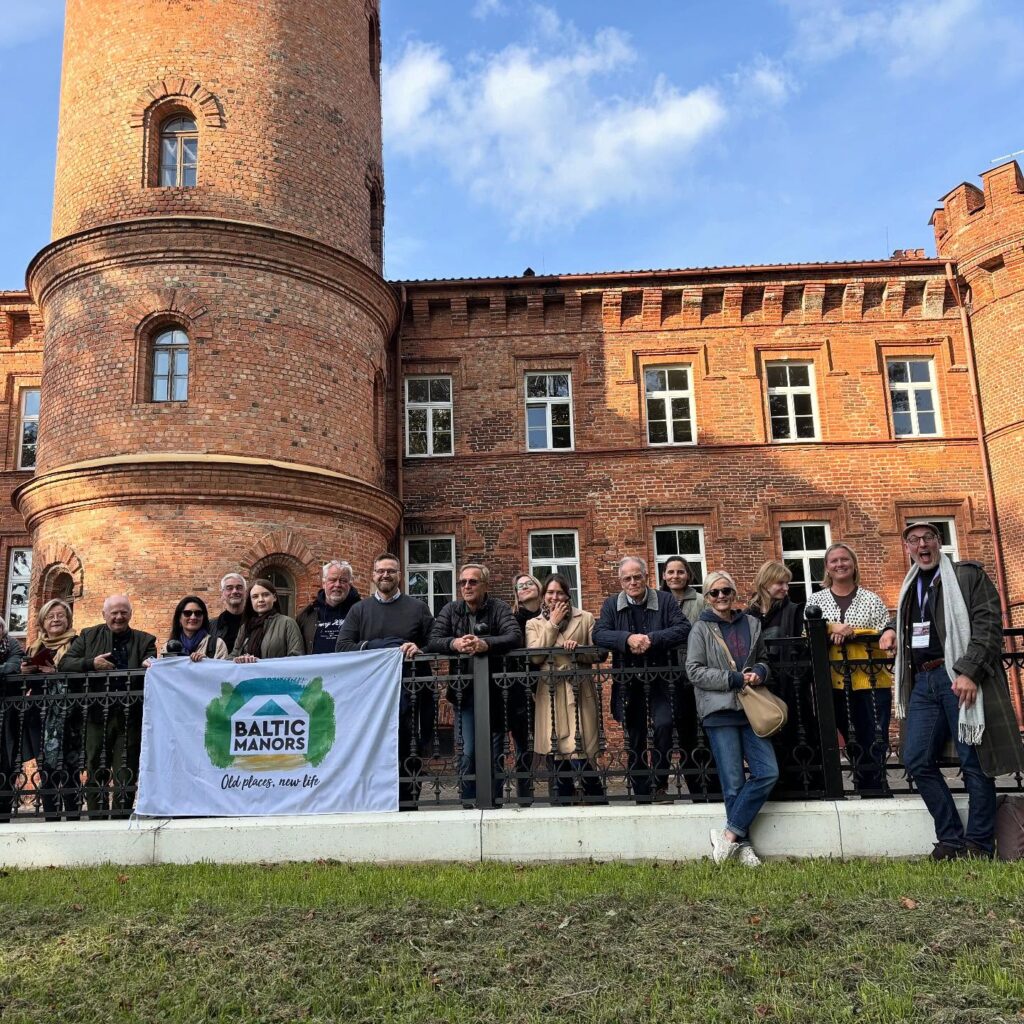 Baltic Manors Route project teammwith a castle in the background